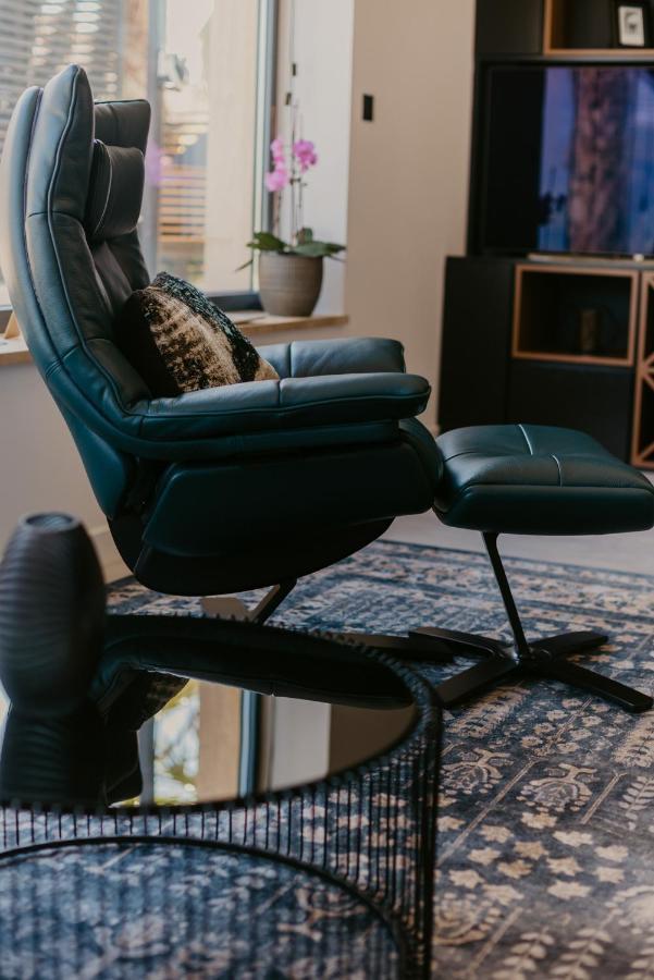 Villa Bloomhill Escape
